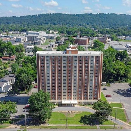 Cozy 1 Bedroom Apartment In Downtown Gadsden, Al Eksteriør billede